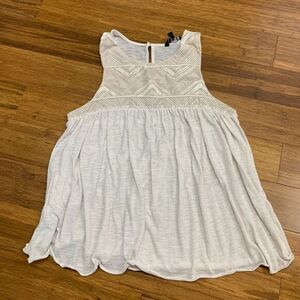 American Eagle Top Womens Medium Cream Embroidered Sleeveless Babydoll Tank Boho